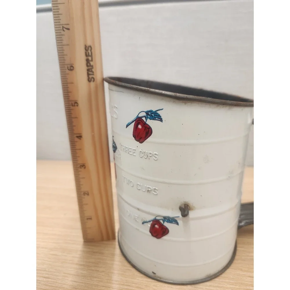 Bromwells 3 Cup Flour Sifter Apples VTG Retro White Red Rusty Cottage Core